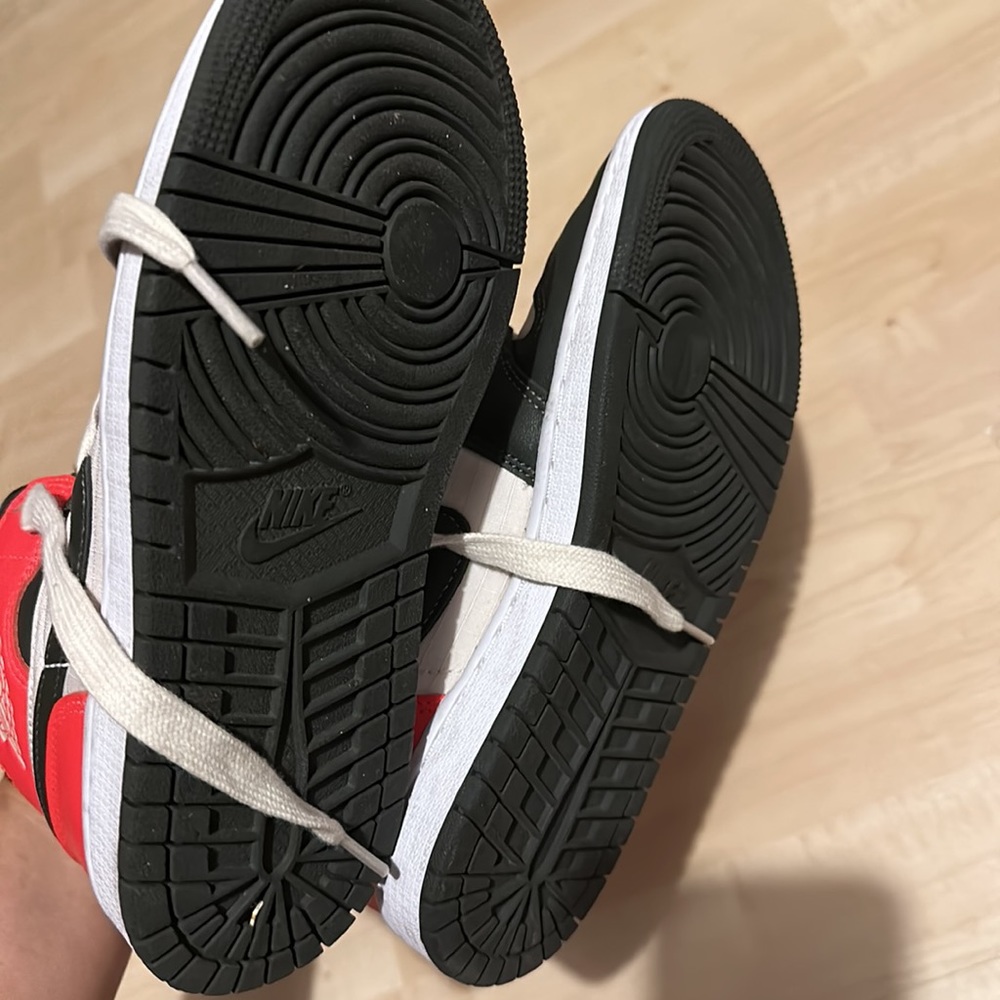 Like New, Only Worn Once - image 4